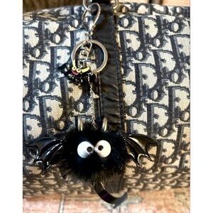 🦇NEW Bat Fluffy Pom Pom Bag Charm/ Keychain Googly Eyes Black Cute Goth Spooky